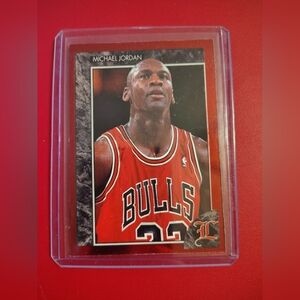 Michael Jordan 1992 Legends Magazine Red Foil #48 Chicago Bulls Basketball Card
